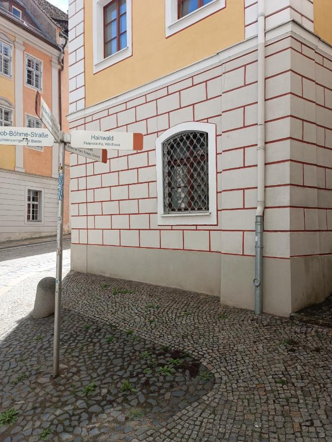 Filmap- Charmante Kreuzgewoelbe-Whg Im Herzen Der Altstadt-Ideal Fuer Paare & Geschaeftsreisende Görlitz Exterior foto